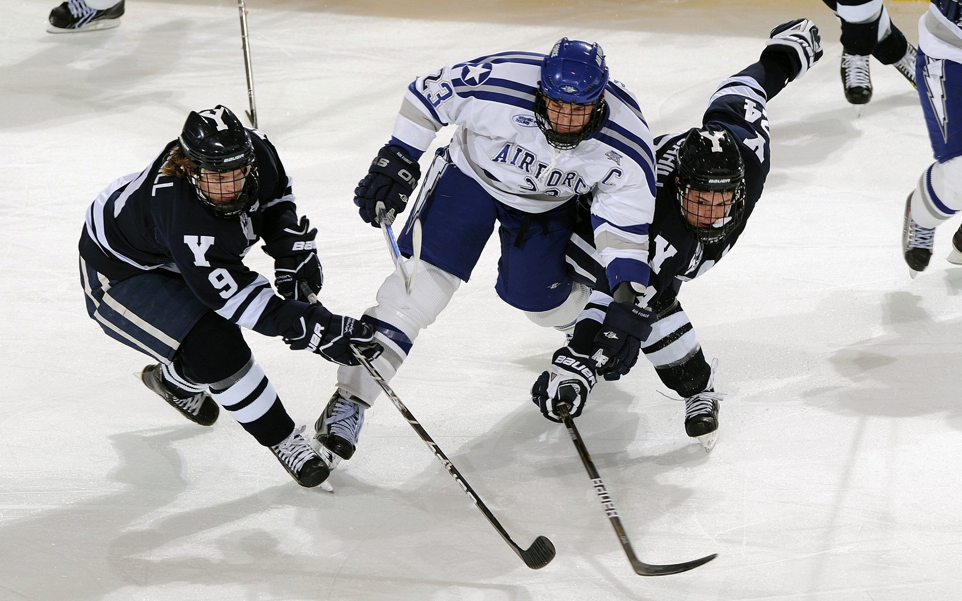 中国篮球的成长离不开每一次拼搏,我国篮球近20年的发展历程